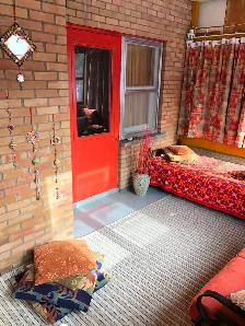 Beau 6 1/2 propre à louer avec entrée privée - Photo 4