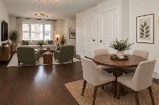 SPACIOUS 4 Bedroom Townhouse! With Finished Basement! - Photo 2