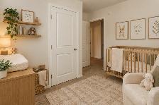 SPACIOUS 4 Bedroom Townhouse! With Finished Basement! - Photo 5