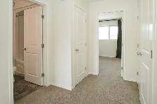 SPACIOUS 4 Bedroom Townhouse! With Finished Basement! - Photo 10