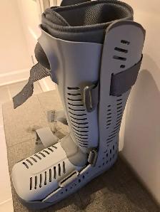 BOTTE DE MARCHE ORTHOPÉDIQUE. B - Photo 2
