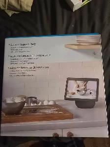 Amazon Echo Show 10 — Like New, Slightly Used OBO - Photo 6