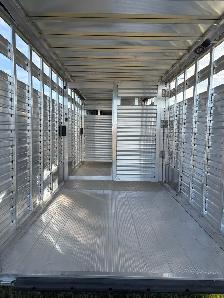 28' Frontier Livestock Trailer - Photo 8