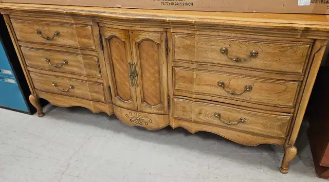 Thomasville Dresser $1300