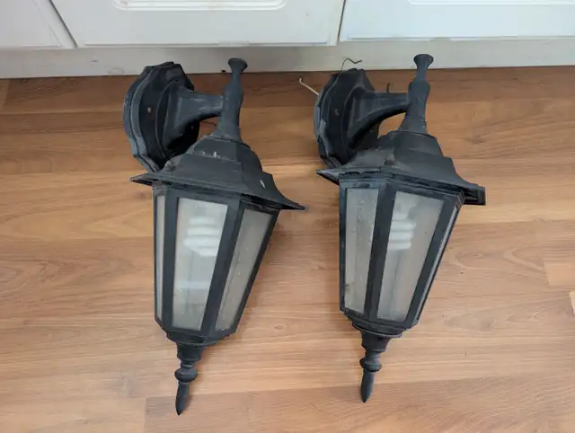 Outdoor Light Fixtures For Sale