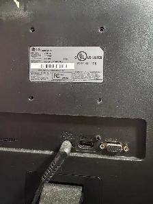 LG 24 Inch FHD IPS - Photo 2
