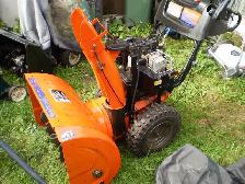 Husqvarna 10527STE  gas Snowblower 2 Stage - Photo 5
