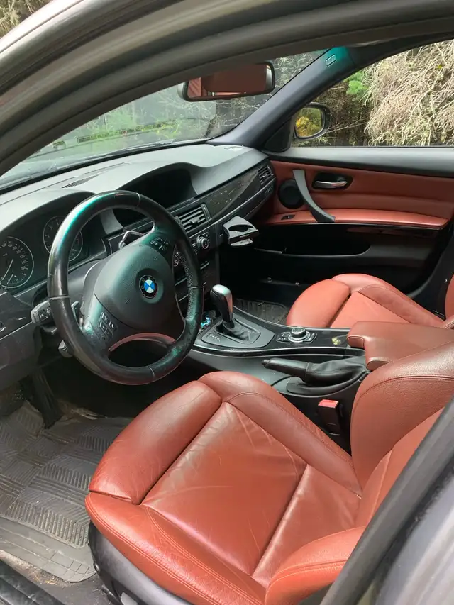 2011 BMW 328i xdrive for parts or repair