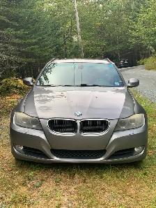 2011 BMW 328i xdrive for parts or repair - Photo 2