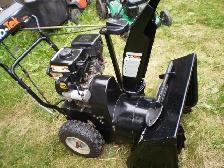 ARIENS  SNO-TEK  24inch 9.5Hp gas  Snowblower 2 Stage - Photo 5