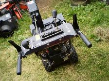 ARIENS  SNO-TEK  24inch 9.5Hp gas  Snowblower 2 Stage - Photo 6