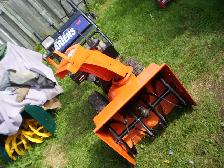 ARIENS  824  gas Snowblower 2 Stage