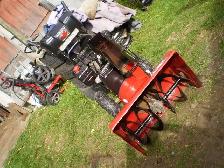 CANADIANA  27inch gas Snowblower 2 Stage