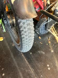 Blue Tron electric cargo bicycle for sale . Low mileage - Photo 7