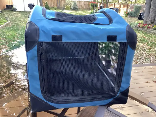 Essentials Soft Portable Pet Crate