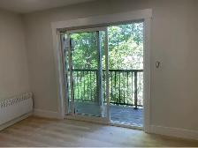 Modern 2-Bedroom Apartment in the Heart of Montague - Photo 6