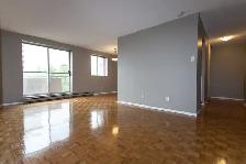 2 Bed 1 Bath, Close to Algonquin | Available November1 st - Photo 12
