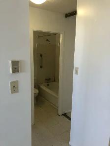 1 Bedroom - Wellington West - $1529   Hydro - December 1st! - Photo 6
