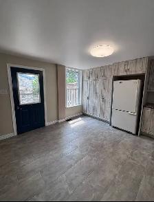 AVAILABLE NOW - 2 BEDROOM, ALL INCLUSIVE -DUPLEX - PRESCOTT - Photo 16