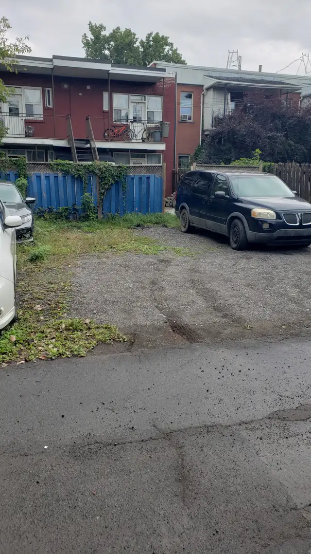 Out door parking and car storage