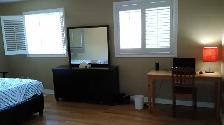 Courtice Clarington Master Bedroom for Rent - All Inclusive - Photo 4