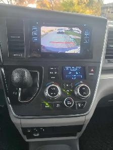 2015 Toyota Sienna LE SAFETIED - Photo 9