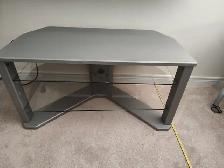 Modern TV Stand / Media Console with Glass Shelves - 44' Wide