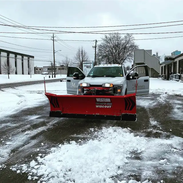 plow driver needed/wanted  $25 to $31 an hour