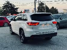 2018 Toyota Highlander AWD LE 8 PASSENGER - Photo 3