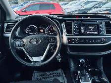 2018 Toyota Highlander AWD LE 8 PASSENGER - Photo 10