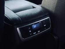 2018 Toyota Highlander AWD LE 8 PASSENGER - Photo 18