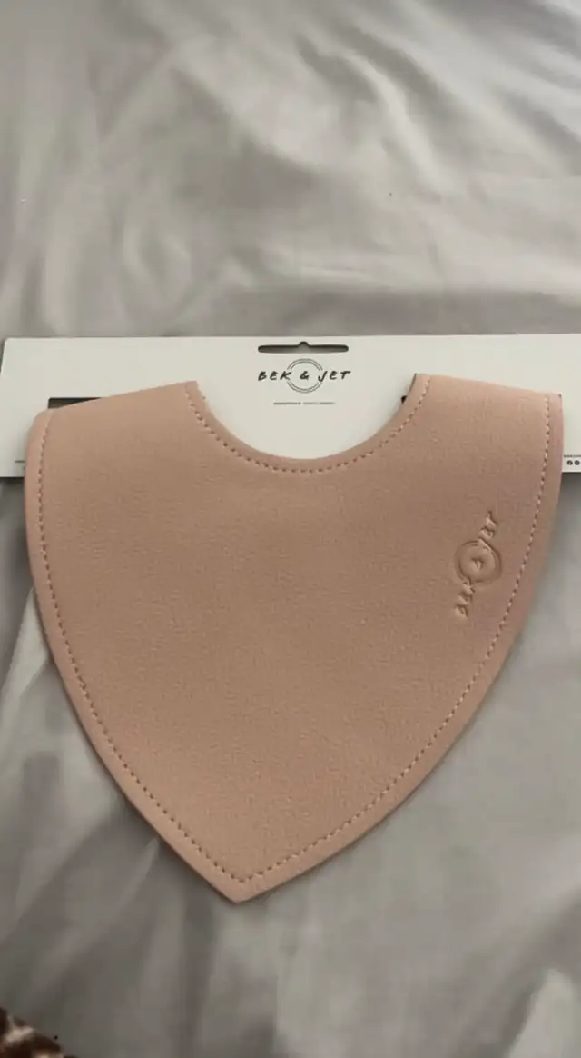Bek & Jet Baby Bib