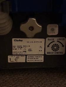 Clark carpet cleaner machine - Photo 8
