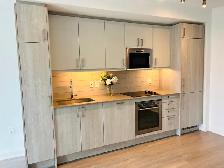 Modern Max condo in the heart of downtown, open concept 1bedroom - Photo 2