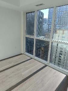 Modern Max condo in the heart of downtown, open concept 1bedroom - Photo 10