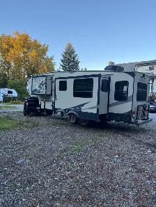 2018 Chaparral 280RLS - Photo 2