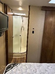 2018 Chaparral 280RLS - Photo 9