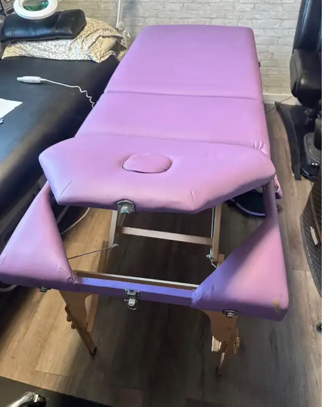Potable Purple Massage Table