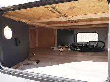 2025 Prime Time Avenger 27RBS PRIVATE FRONT BEDROOM, REAR LARGE - Photo 17