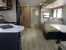 2025 Prime Time Avenger 27RBS PRIVATE FRONT BEDROOM, REAR LARGE - Photo 18