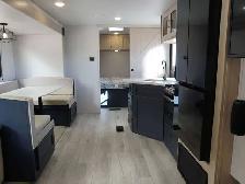 2025 Prime Time Avenger 27RBS PRIVATE FRONT BEDROOM, REAR LARGE - Photo 20