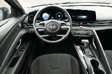 2025 Hyundai Elantra Preferred Tech Sunroof, Bluelink, Apple/And - Photo 21