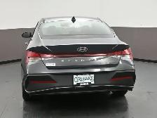 2025 Hyundai Elantra Preferred Tech Sunroof, Bluelink, Apple/And - Photo 30