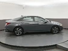2025 Hyundai Elantra Preferred Tech Sunroof, Bluelink, Apple/And - Photo 32
