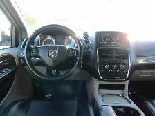 2017 Dodge Grand Caravan 4dr Wgn SXT Premium Plus | Stow 'N Go | - Photo 2
