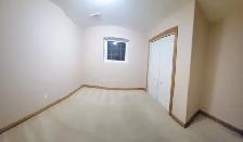 Bright & Spacious 3-Bedroom Legal Walkout Suite in Arbour Lake - Photo 4