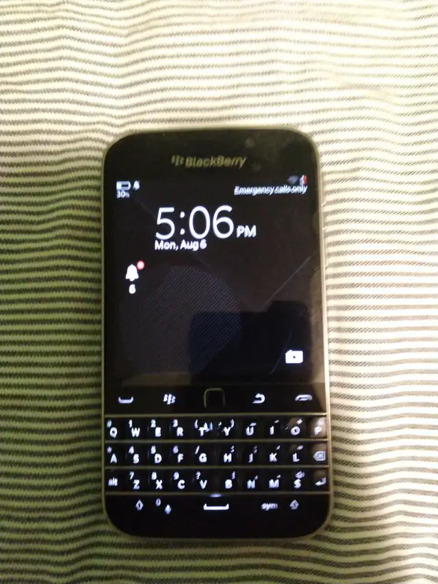 Unlocked blackberry Q20 for sale.