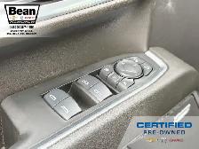 2024 GMC Sierra 2500HD SLT 4WD Crew Cab Standard Box SLT - Photo 17