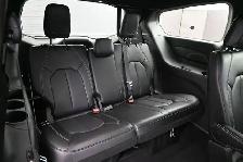 2025 Chrysler Pacifica SELECT LOTS OF ROOM! 7 SEATER | HEATED SE - Photo 20