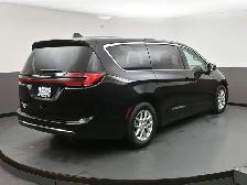 2025 Chrysler Pacifica SELECT LOTS OF ROOM! 7 SEATER | HEATED SE - Photo 33